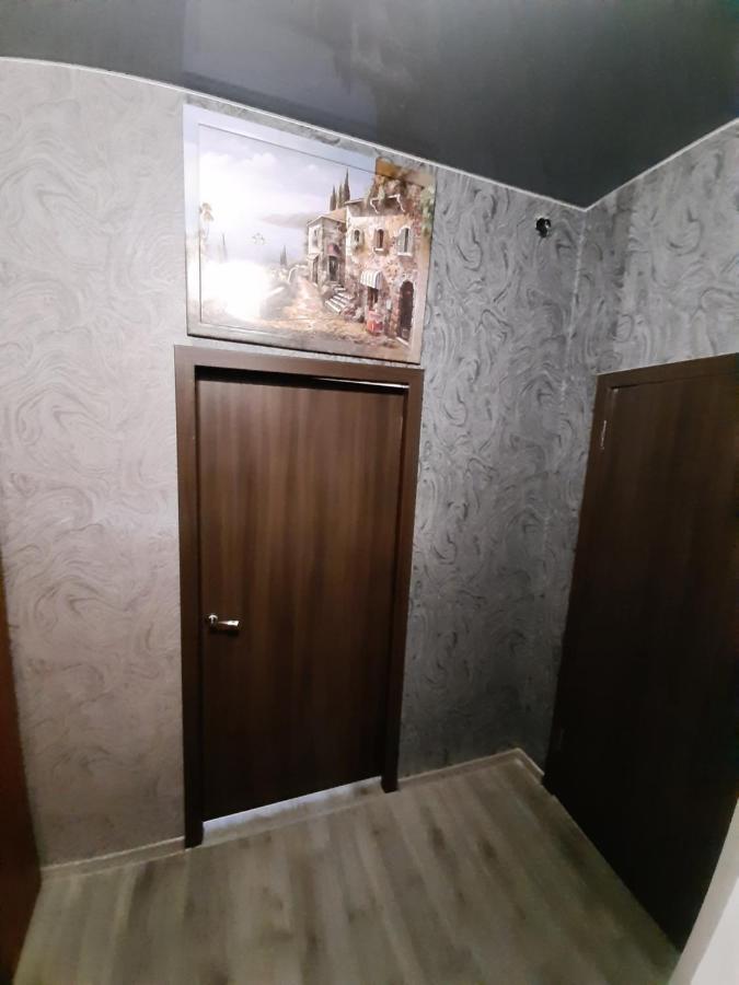 Apartment 2 Bed Rooms Near Aristokrat Zaporizhia Exteriér fotografie